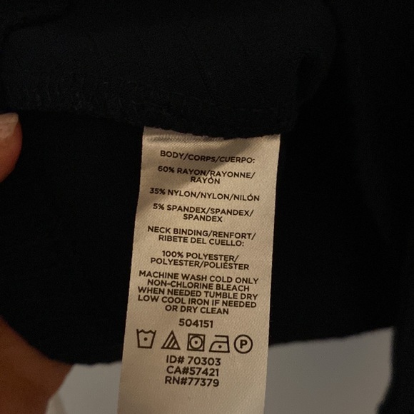 Ann Taylor navy sleeveless top, LP - Picture 7 of 9